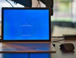 Layar Laptop Tiba-Tiba Mati dan Solusinya Lengkap