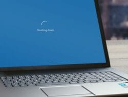 Laptop tiba tiba mati padahal baterai penuh ini Solusinya